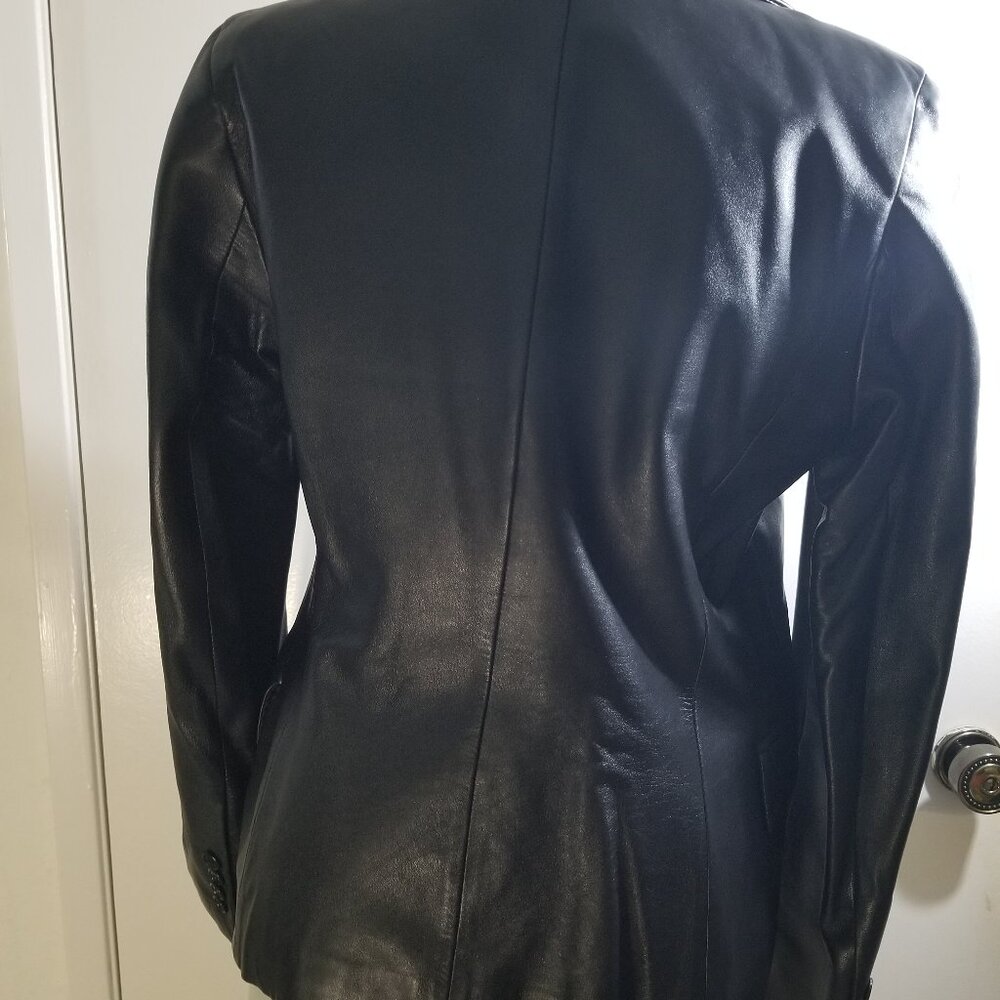 BCBG Maxazria 100% leather jacekt in black, size 2. - Picture 3 of 12